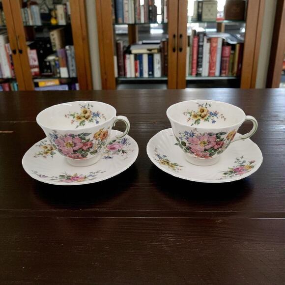 Royal Doulton Arcadia H4802 Cup & Saucer Set Floral Bone China England Set of 2 - Picture 1 of 12